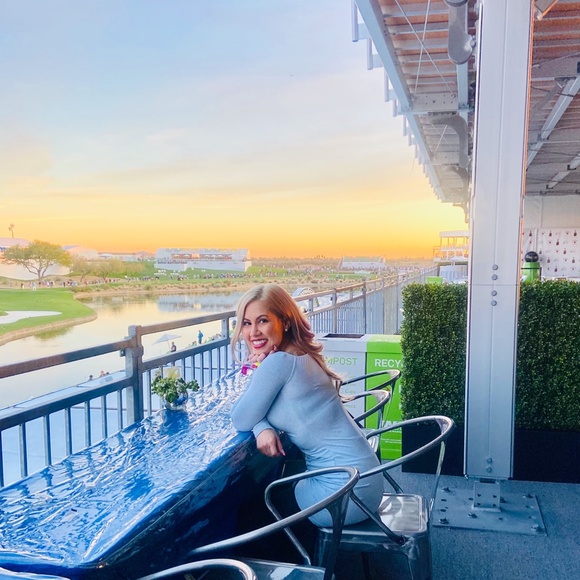 Meet your Posher, Kimi - Picture 2 of 2